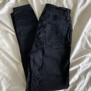 J Brand Highwaisted straight leg skinny jeans. Double button. Size 27